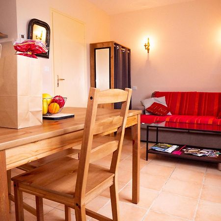 Gites Et Roulottes Au Domaine De La Trille Sainte-Foi Room photo